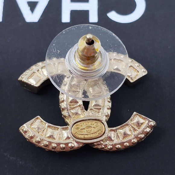 100% Authentic Chanel CC Goldish with stone Earrings - Picture 8 of 13